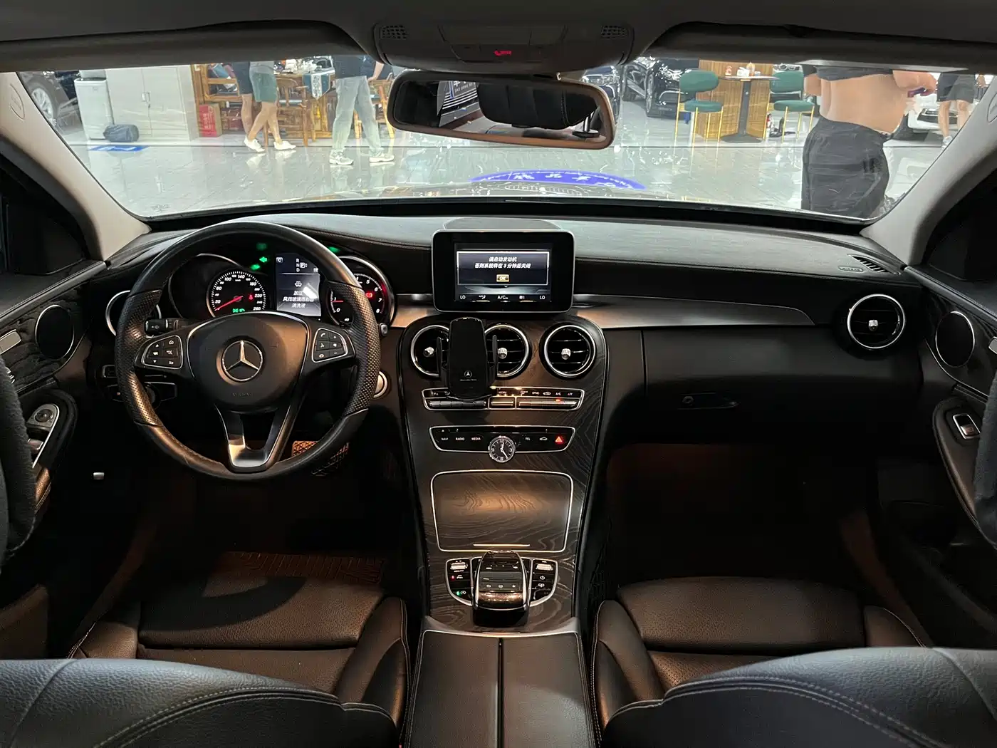 Mercedes-Benz C-Class 2015 C 200 L 4MATIC фото 12