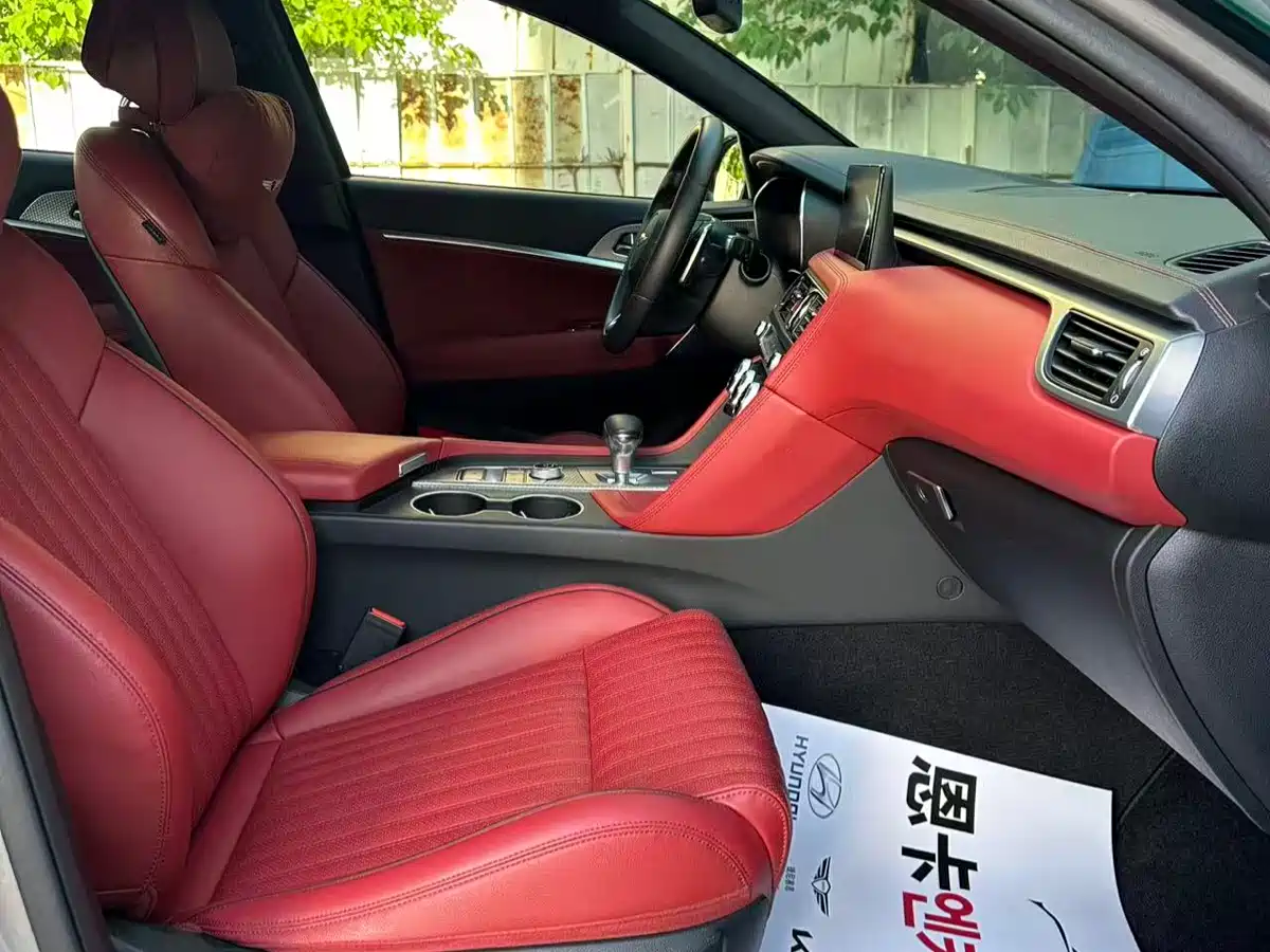 Genesis G70 2023 Model 2.0T RWD Luxury Edition фото 9