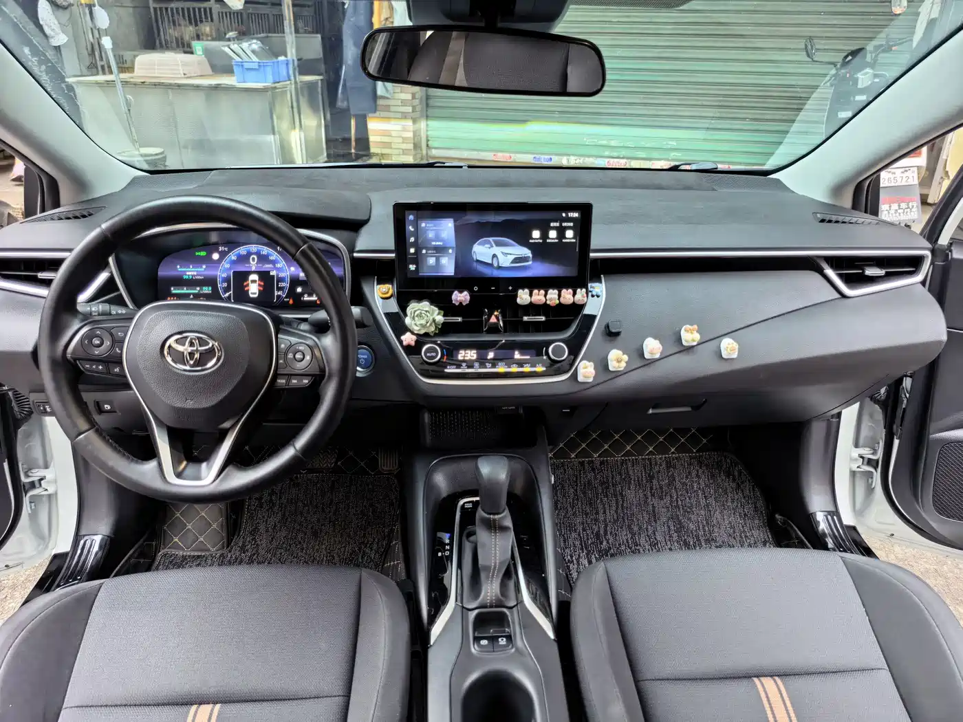 Toyota Levin 2023 Smart Hybrid 1.8L Luxury фото 8