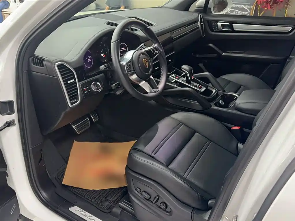 Porsche Cayenne 2023 Cayenne S 2.9T Platinum Edition фото 10