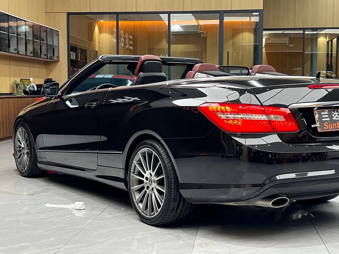 Mercedes-Benz E-Class (Import) 2012 E 260 CGI Convertible фото 18