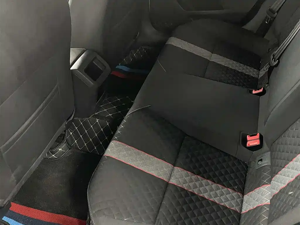 Volkswagen Lamando 2021 230TSI DSG Fashion Edition фото 10