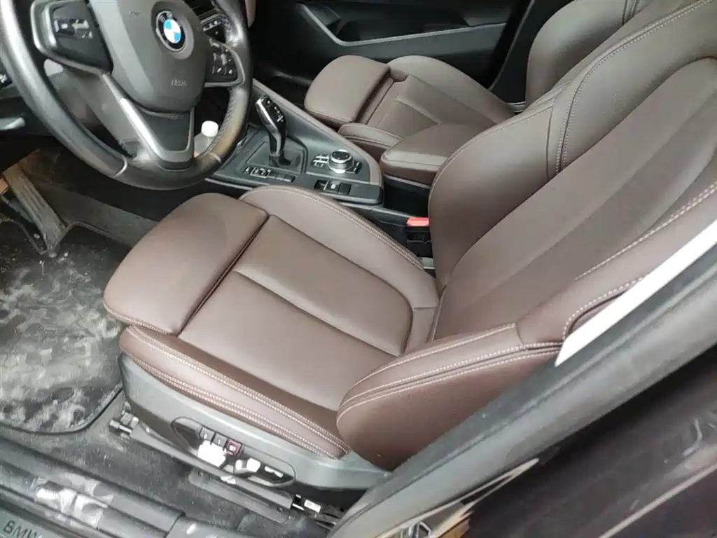 BMW X1 2022 sDrive20Li Fashion фото 15