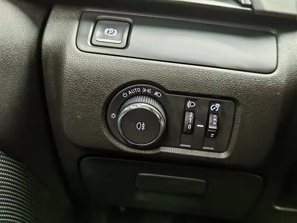 Buick GL6 2023 2021 323T Mild Hybrid Connected Luxury