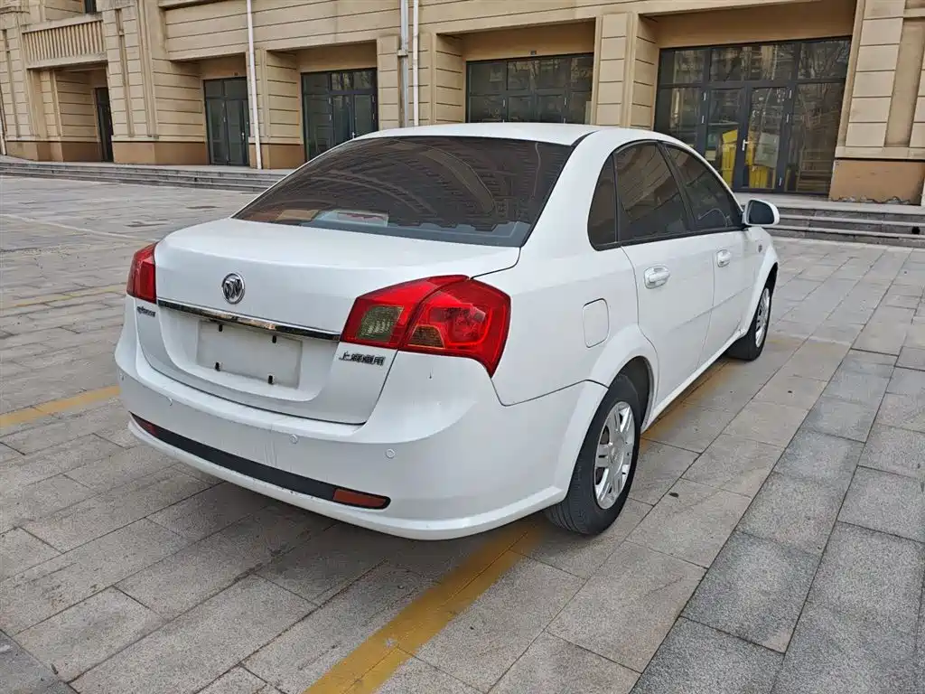 Buick Excelle 2015 1.5L Automatic Classic фото 5