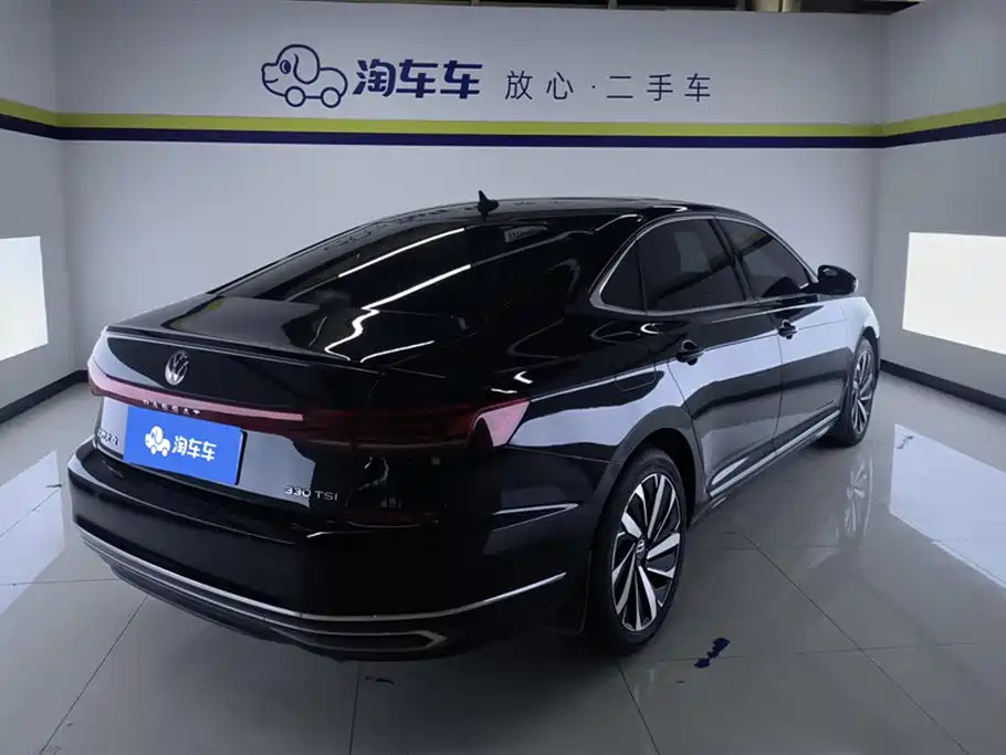 Volkswagen Passat 2022 330TSI Starlight Elite Edition фото 3