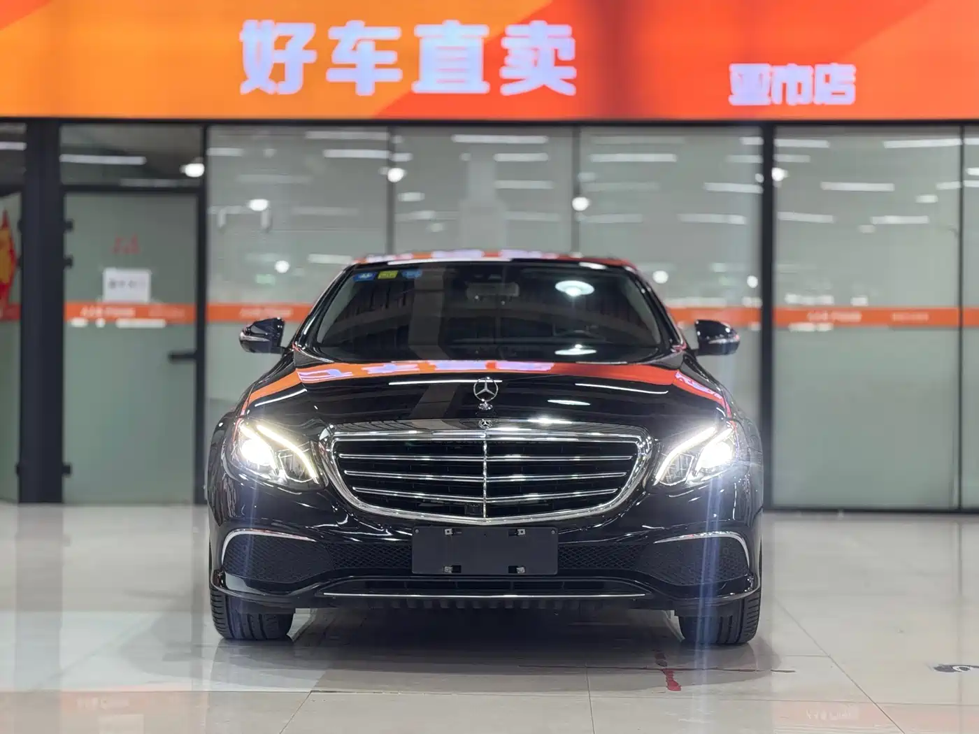 Mercedes-Benz E-Class 2016 E 300 L Luxury фото 2