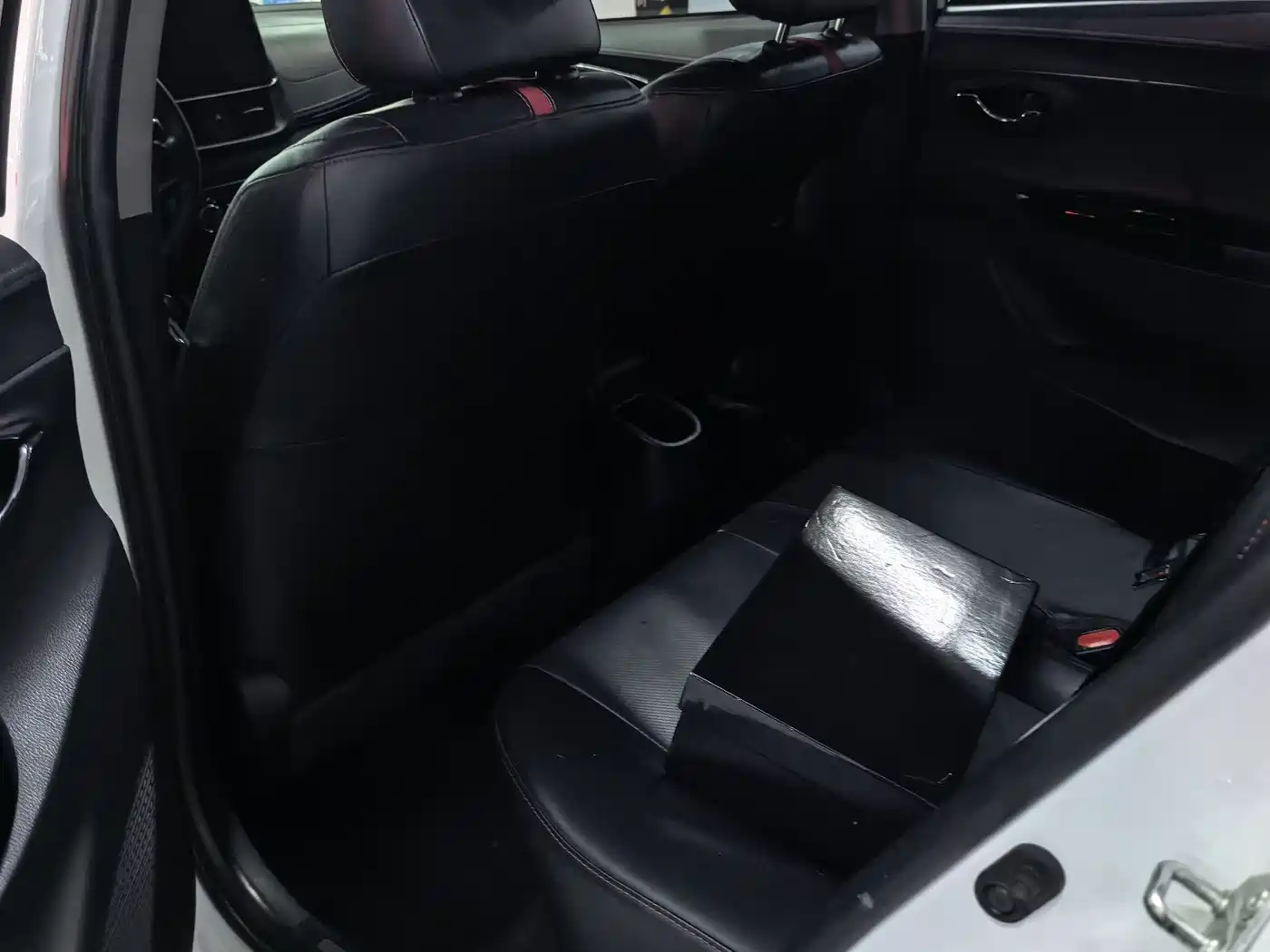 Toyota YARiS L Zhi Xuan 2022 Zhi Xuan X 1.5L CVT Luxury PLUS Edition фото 7