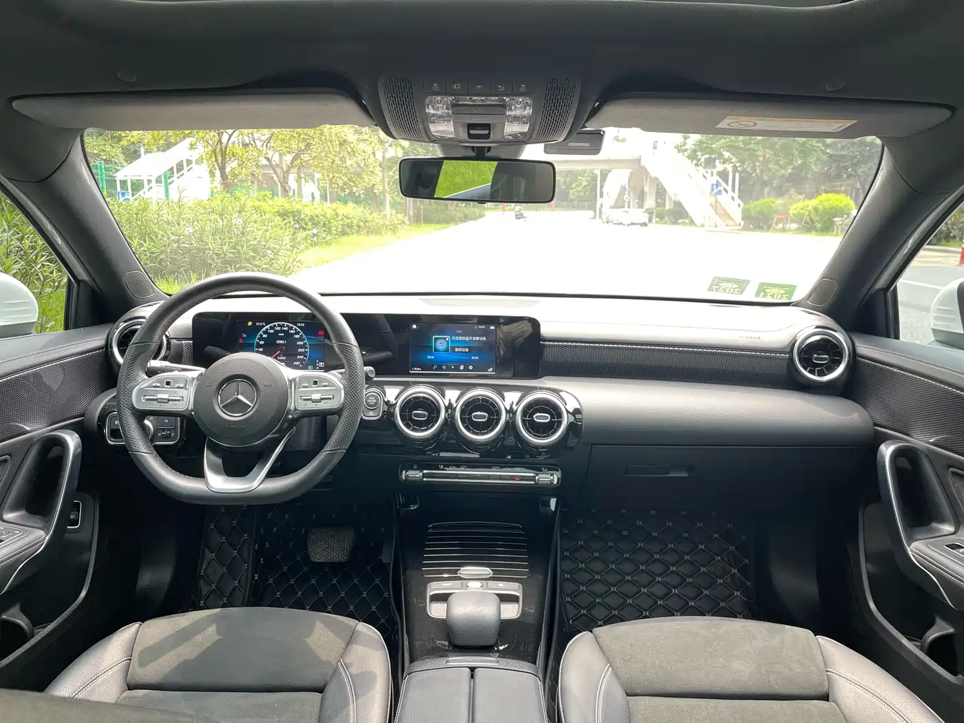 Mercedes-Benz A-Class 2020 A 180 L Sport Sedan фото 13