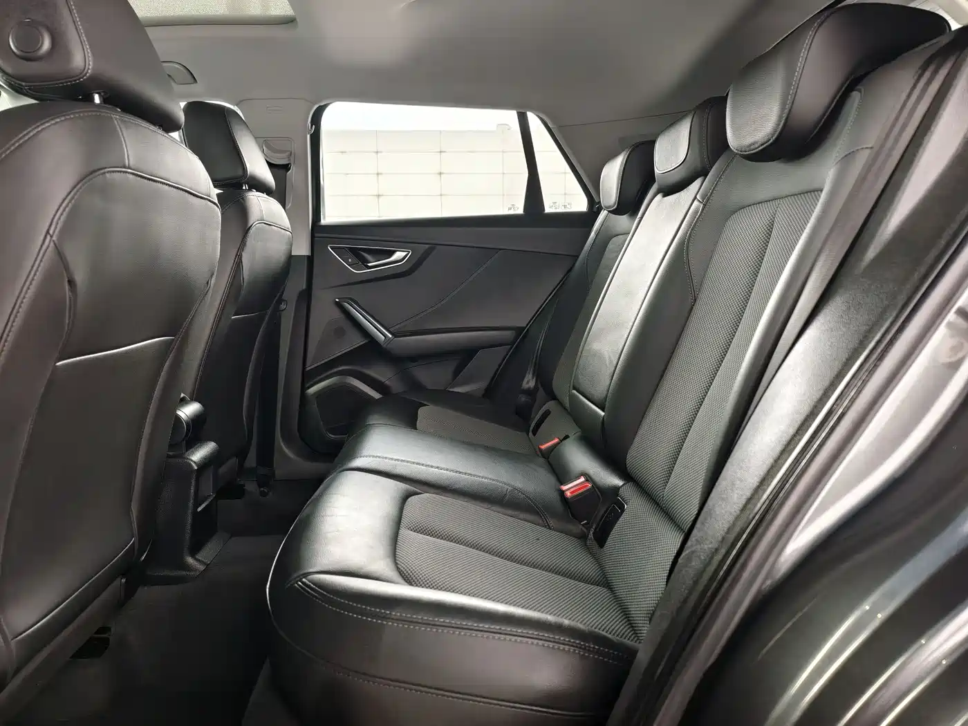 Audi Q2L 2020 35 TFSI Fashion Elegance Model фото 7