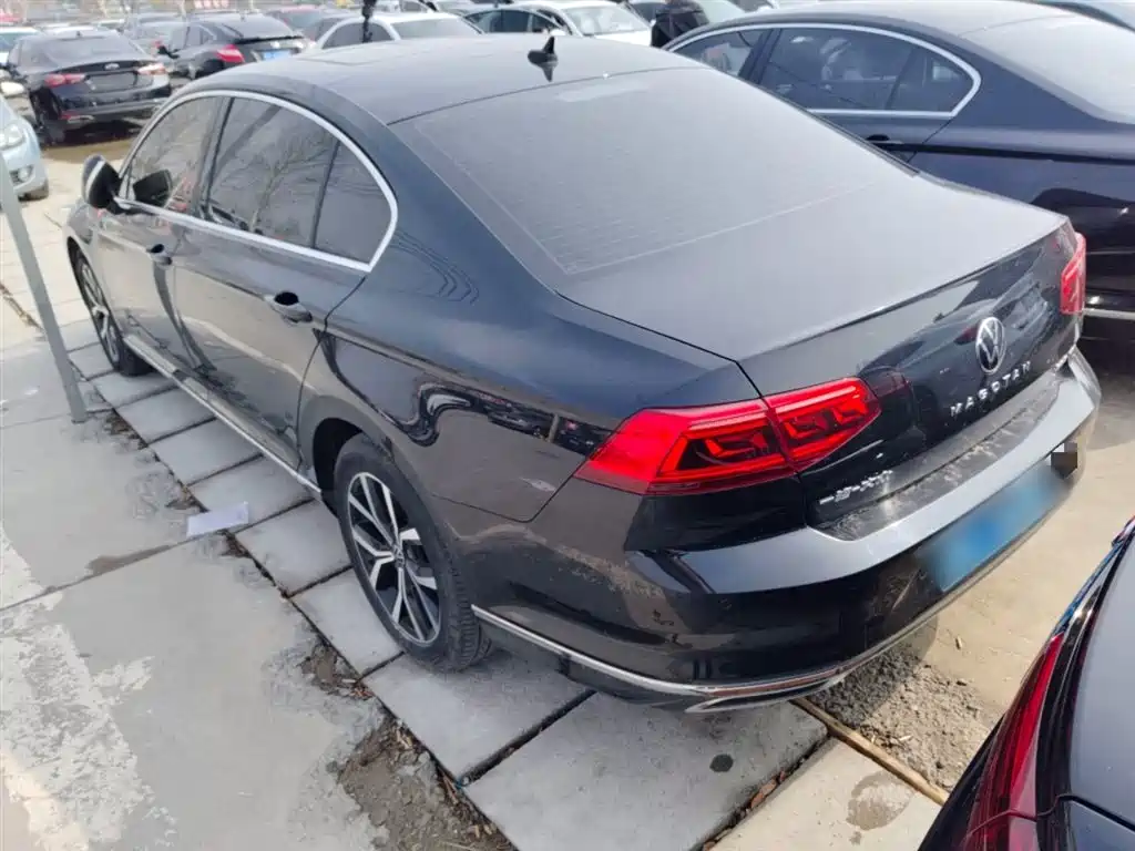 Volkswagen Magotan 2020 330TSI DSG Leading фото 23