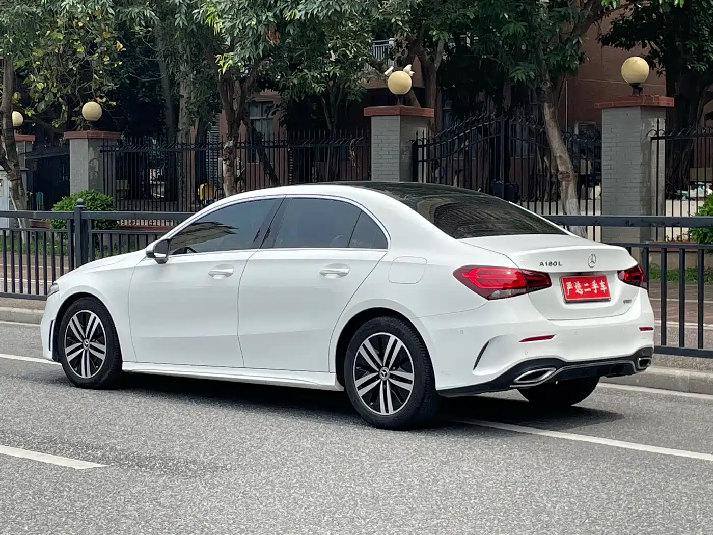 Mercedes-Benz A-Class 2020 A 180 L Sport Sedan фото 3