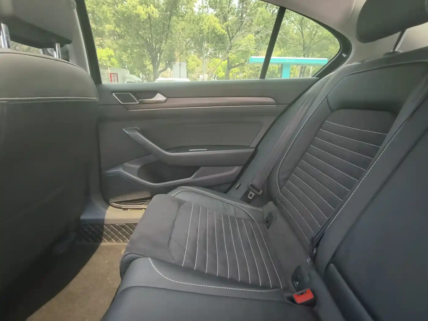 Volkswagen Magotan 2020 330TSI DSG Leading фото 18
