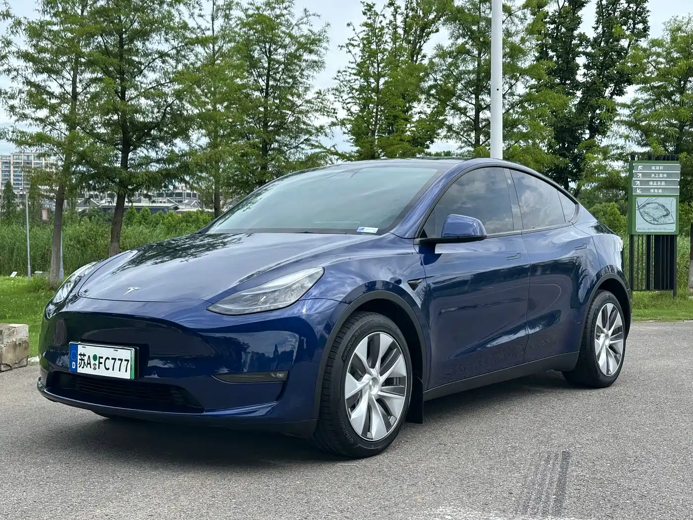  Tesla Model Y 2022 Long Range AWD