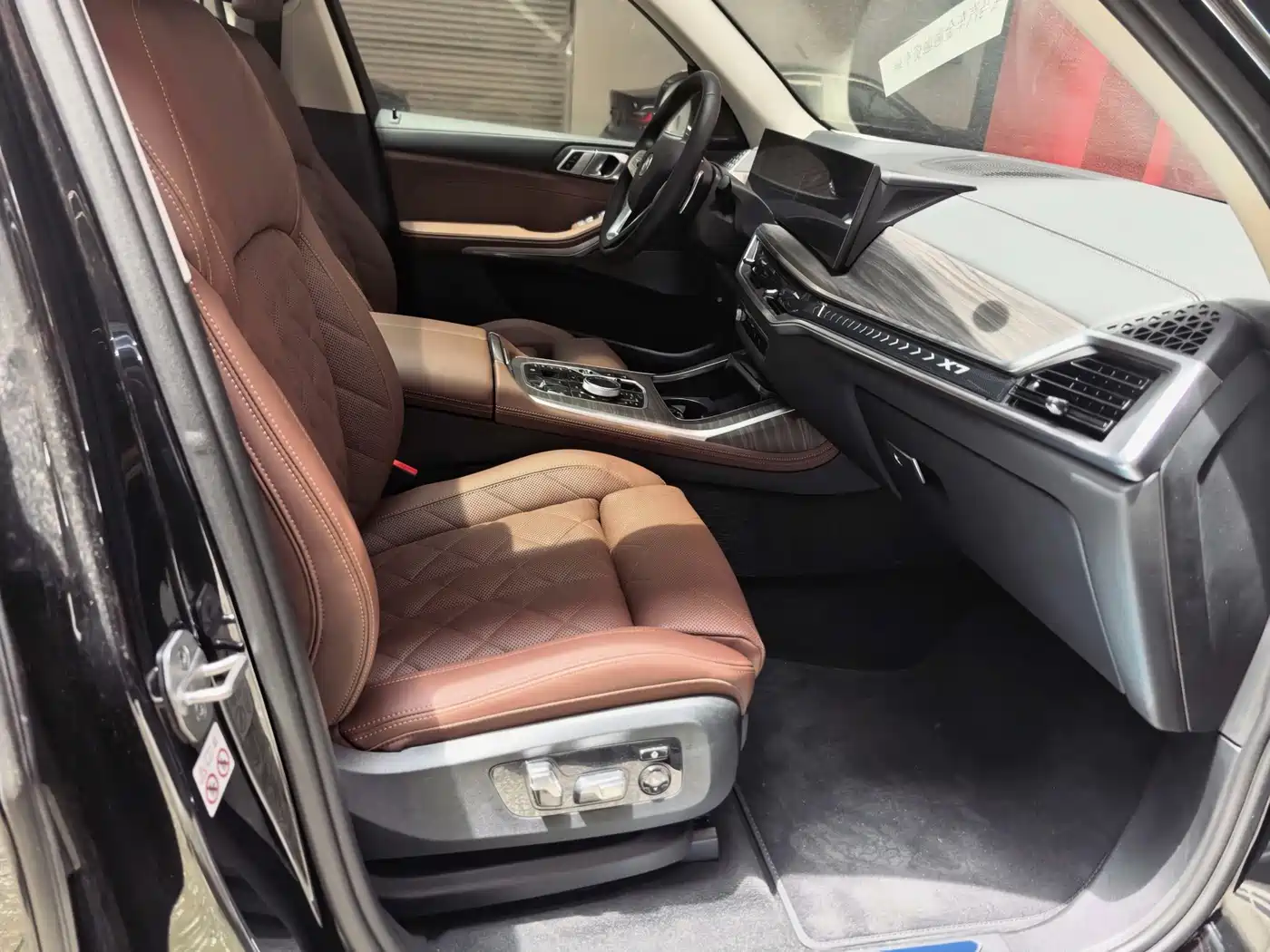 BMW X7 2026 2023 xDrive40i Leading Luxury Package