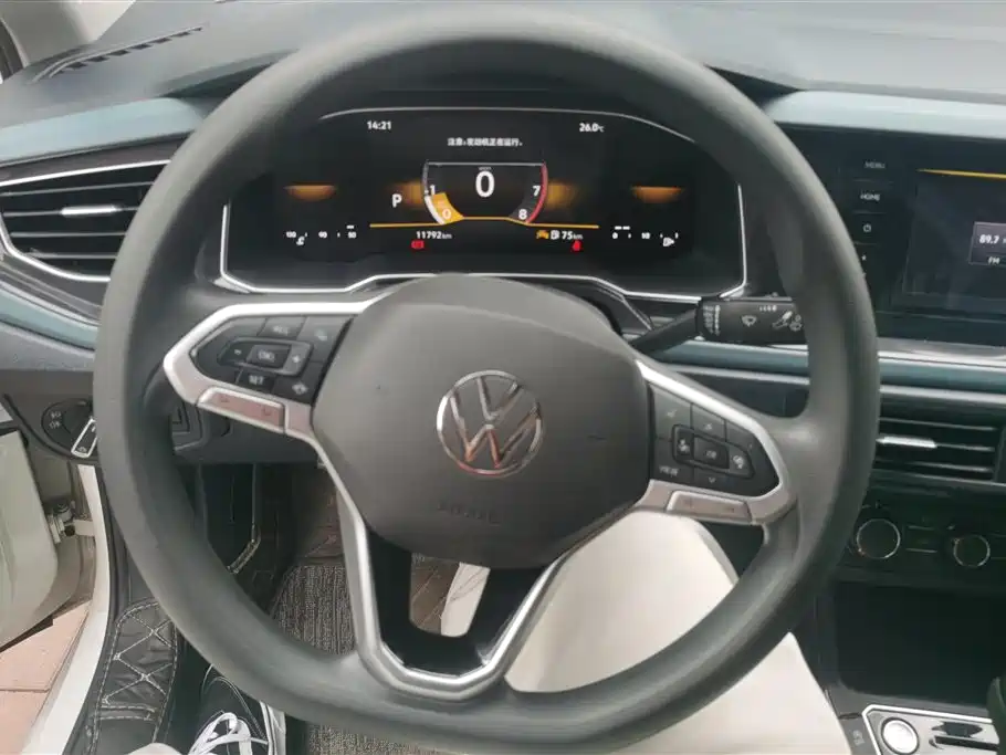 Volkswagen Lavida 2023 New Sharp 1.5L Auto Aspiration Edition фото 15