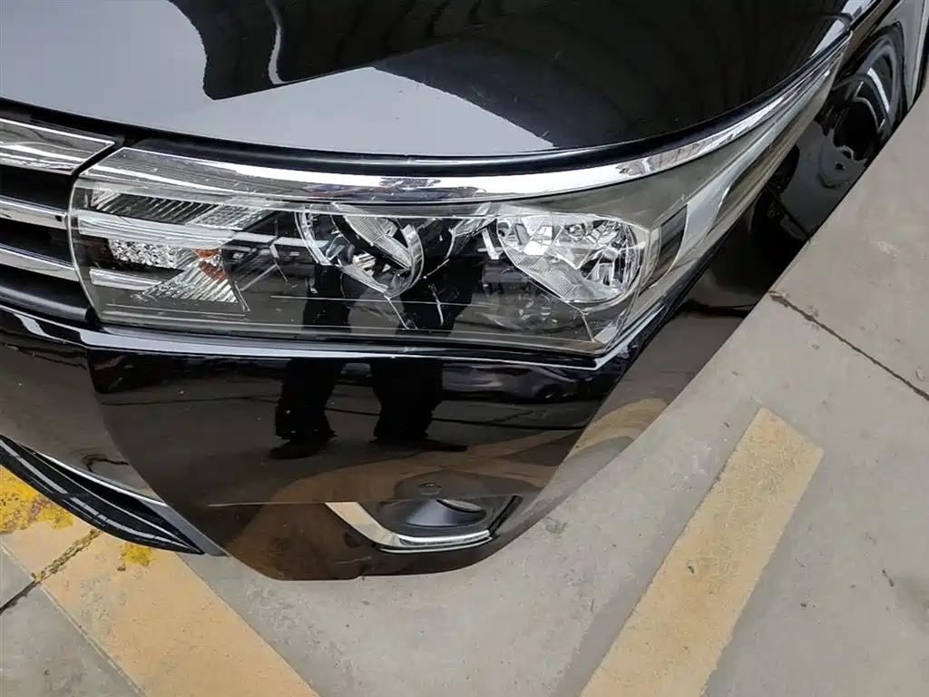 Toyota Corolla 2017 Model 1.2T CVT GL-i Leather Edition фото 24