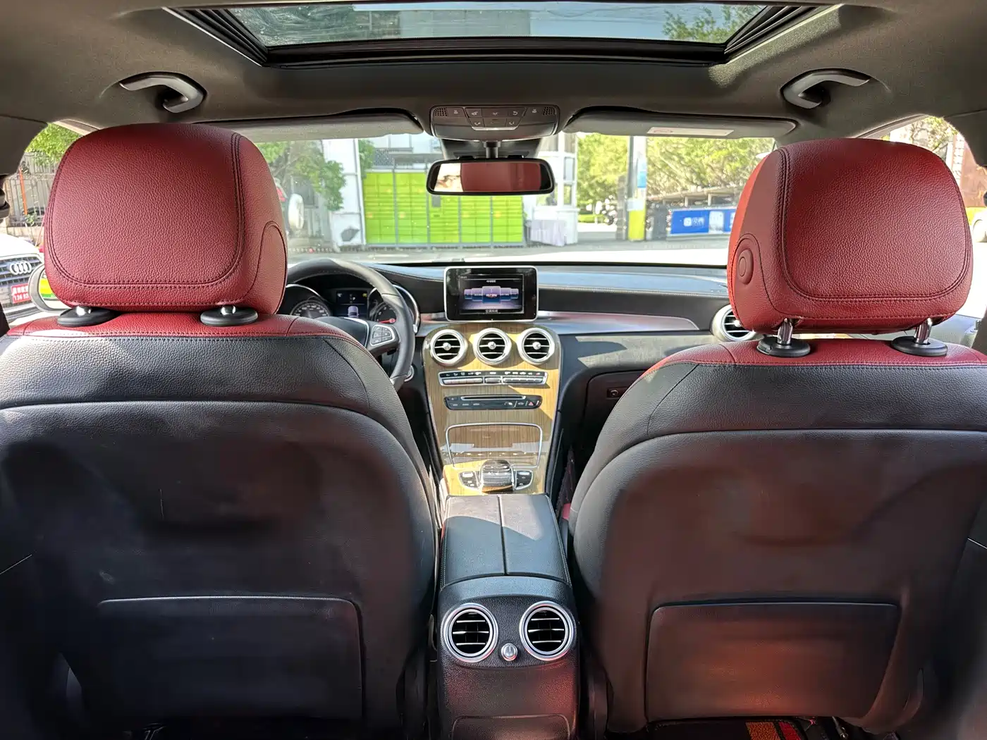 Mercedes-Benz GLC Coupe 2018 GLC 260 4MATIC Coupe SUV фото 10