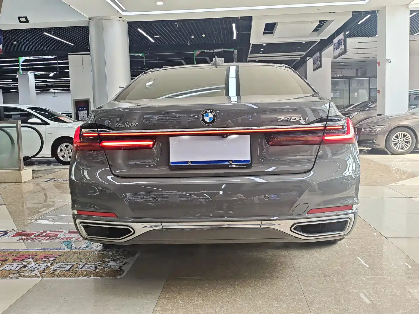 BMW 7 Series 2019 740Li Premium Luxury Package фото 5