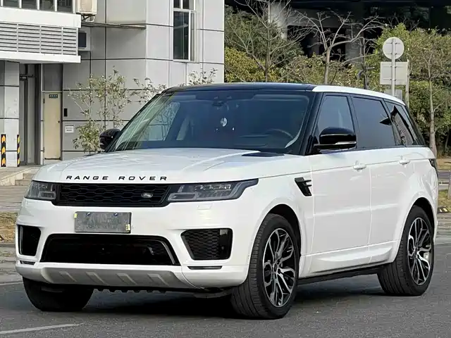 Land Rover Range Rover Sport 3.0 L6, Чёрная серия