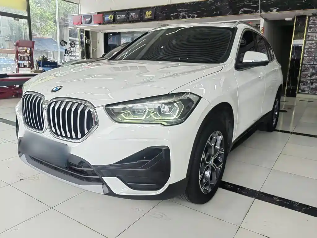 BMW X1 2021 sDrive25Li Leading