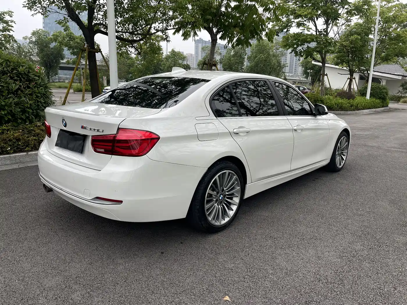 BMW 3 Series 2018 320Li Fashion Style фото 5
