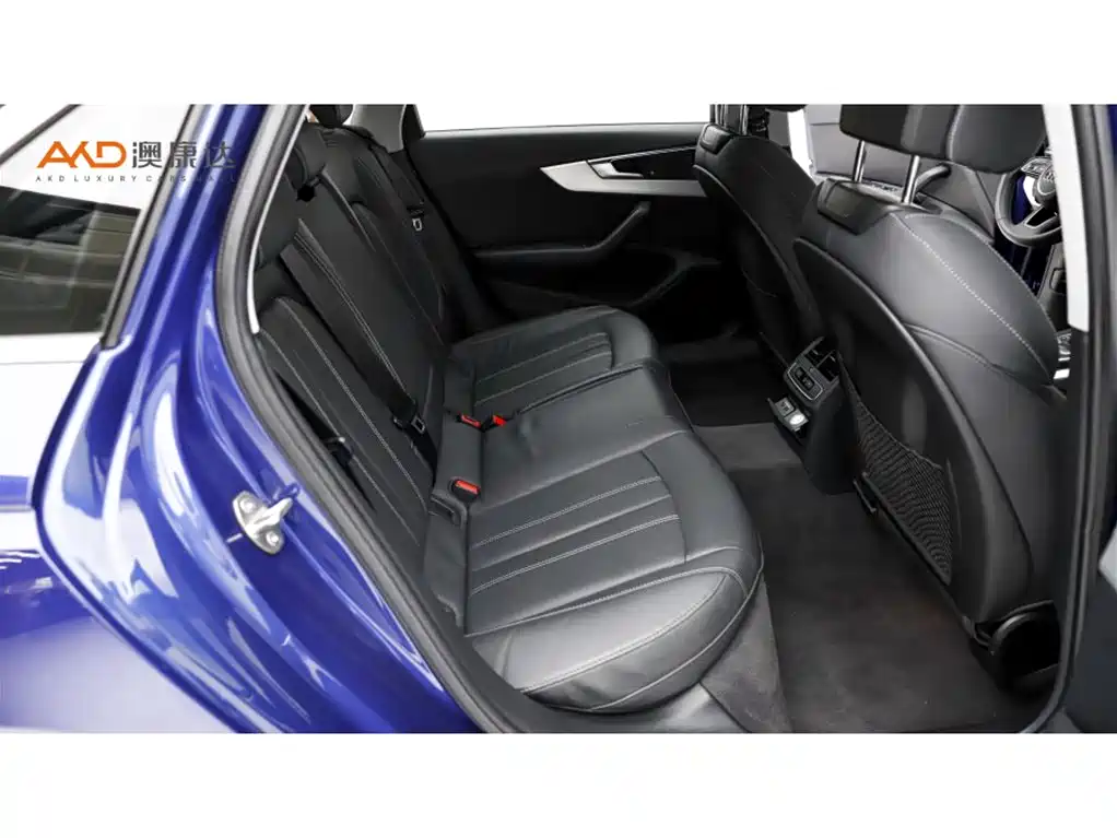 Audi A4L 2020 40 TFSI Luxury Dynamic фото 8