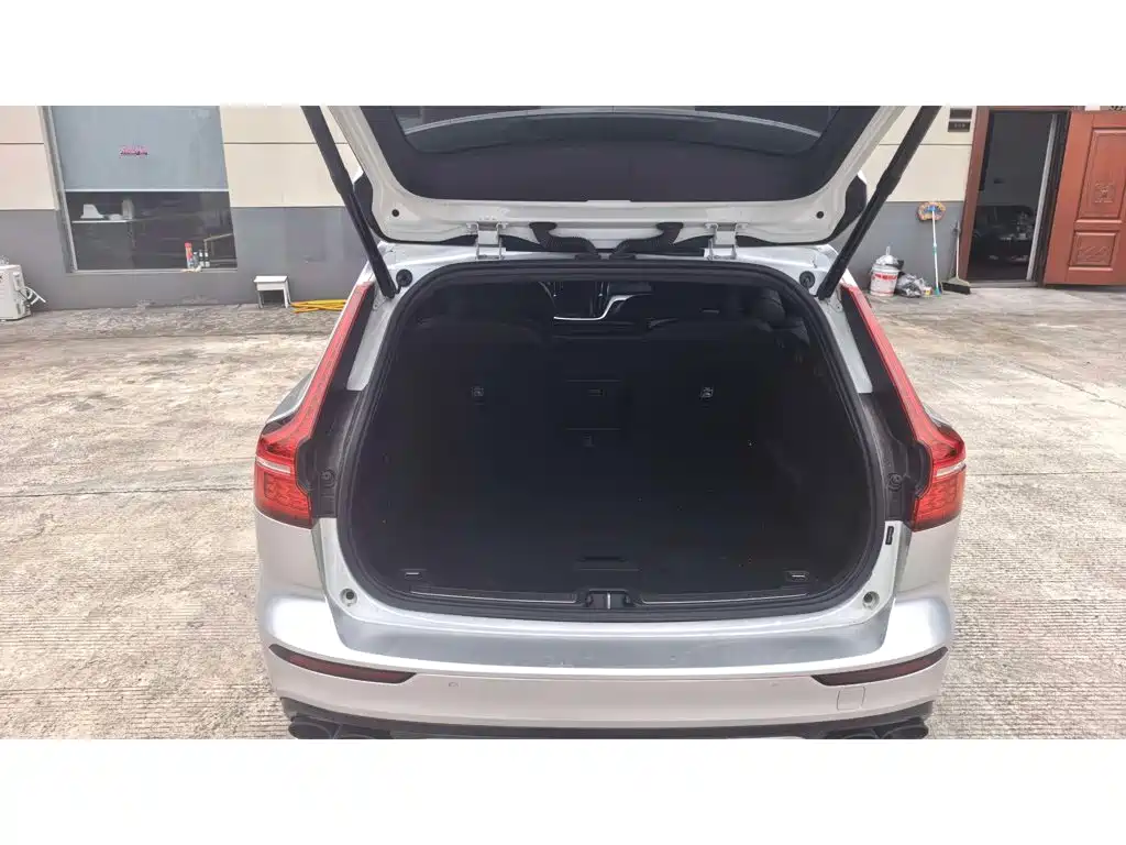 Volvo V60 2019 2020 T5 Smart Luxury Edition