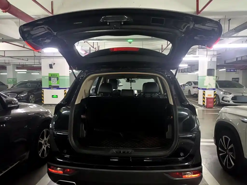 Dongfeng Fengguang Fengguang 580 2020 2020 1.5T CVT Luxury