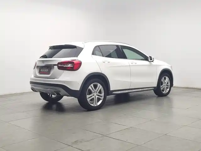 Mercedes-Benz GLA 2016 GLA 200 Dynamic — фото 2