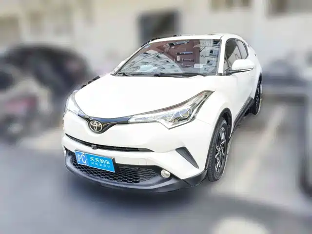 Toyota C-HR 2020 Model 2.0L Leading — фото 1