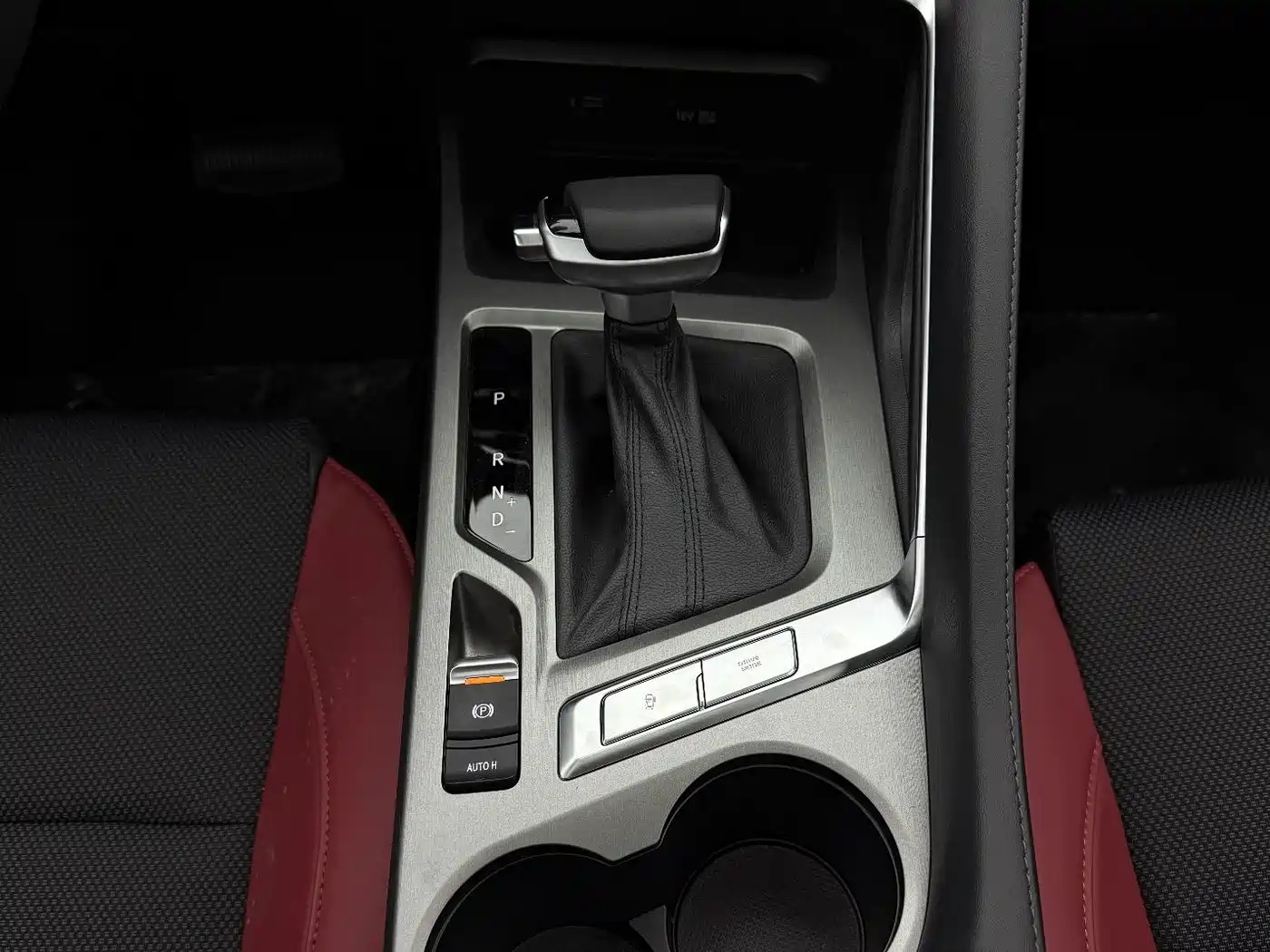 Changan CS35 PLUS 2024 2023 Enjoyment Edition 1.4T DCT Luxury