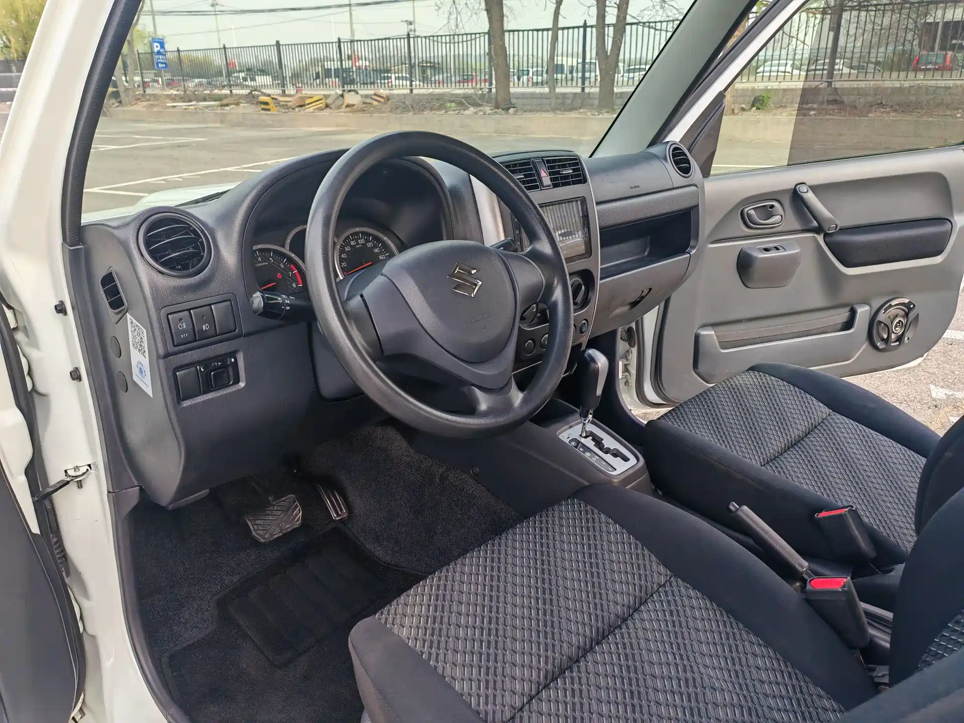 Фото 11 - Suzuki Jimny (Import)