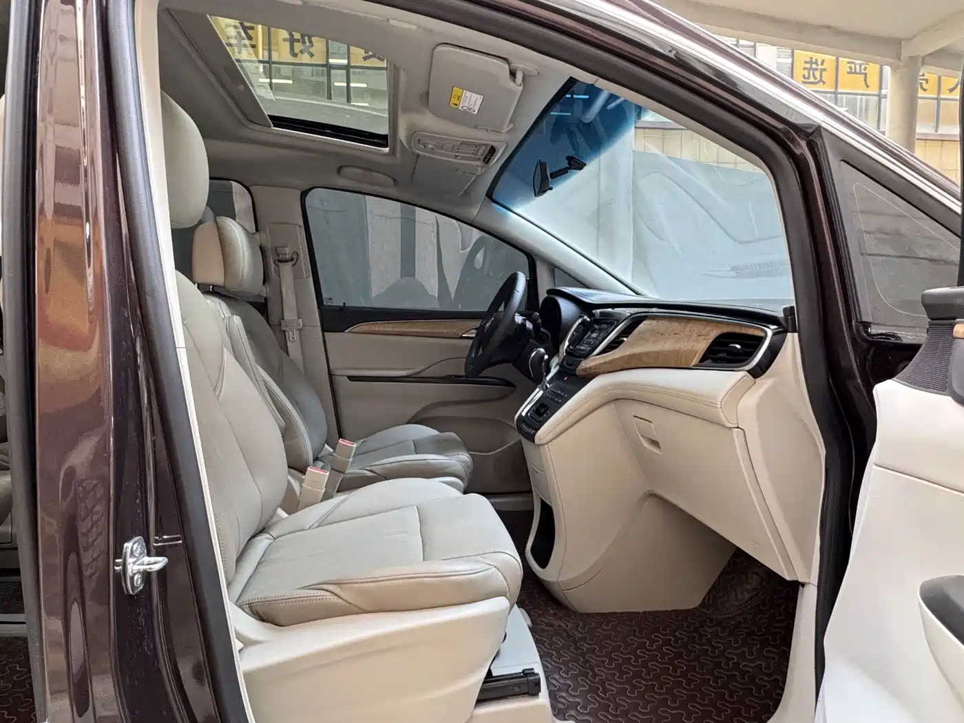 Buick GL8 2017 ES 28T Comfort Type China V фото 11