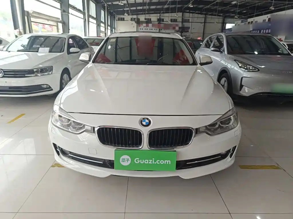 Фото 3 - BMW 3 Series