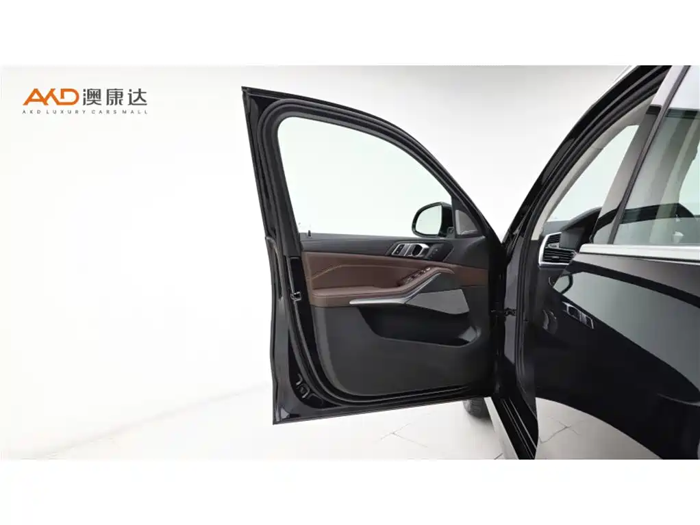 BMW X5 2022 Facelift xDrive 30Li Premium M Sport Package фото 10