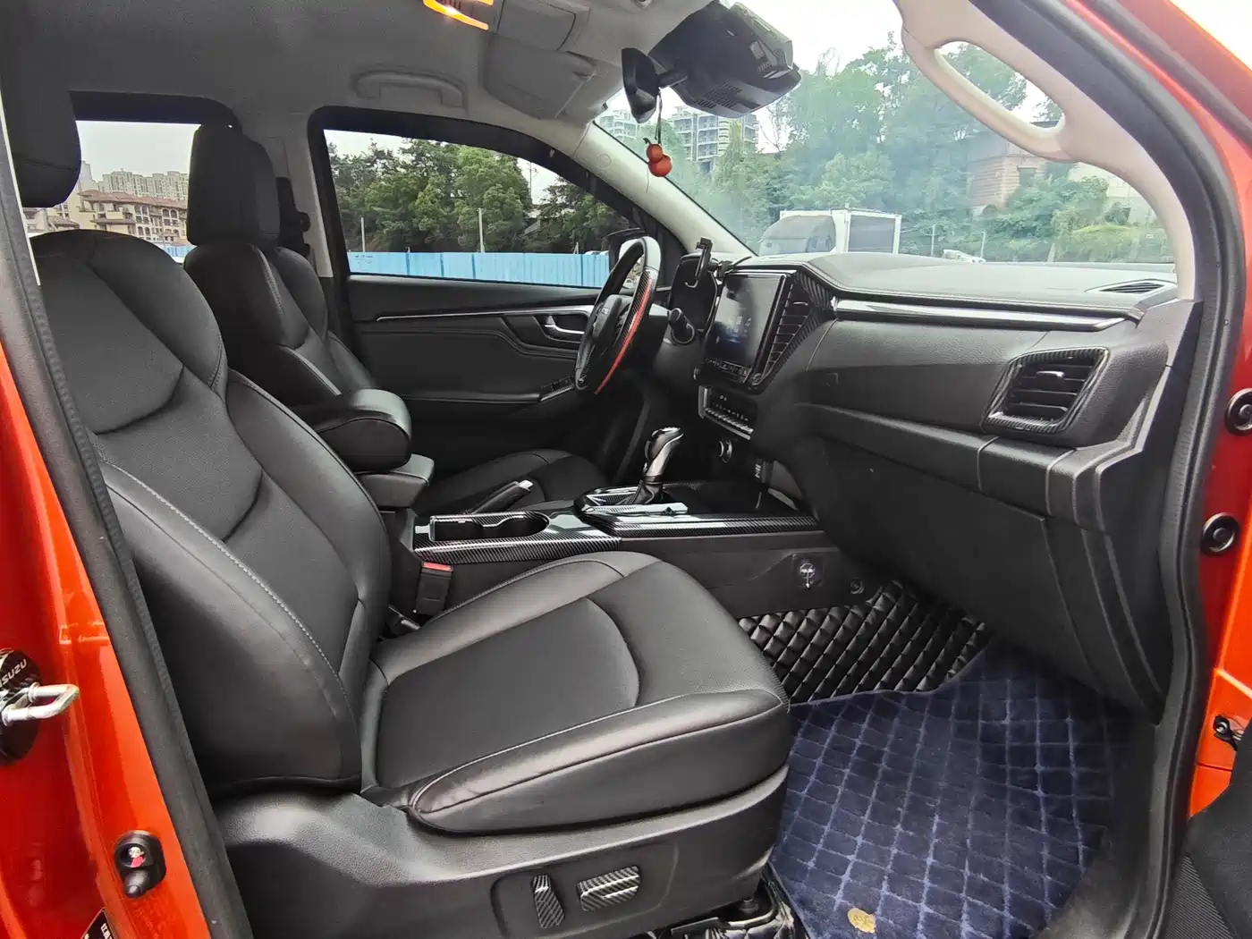 Isuzu D-MAX 2021 1.9T Automatic 4WD Diesel Global Leading Model RZ4E фото 10