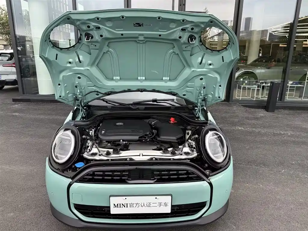 MINI MINI 2025 2025 1.5T COOPER Classic