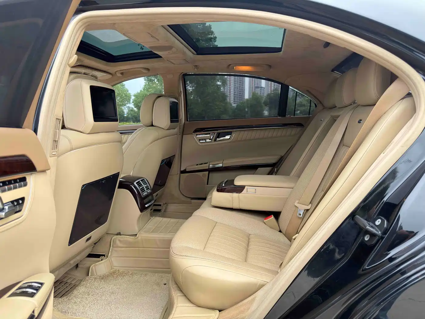 Mercedes-Benz S-Class 2010 S 600 L фото 9