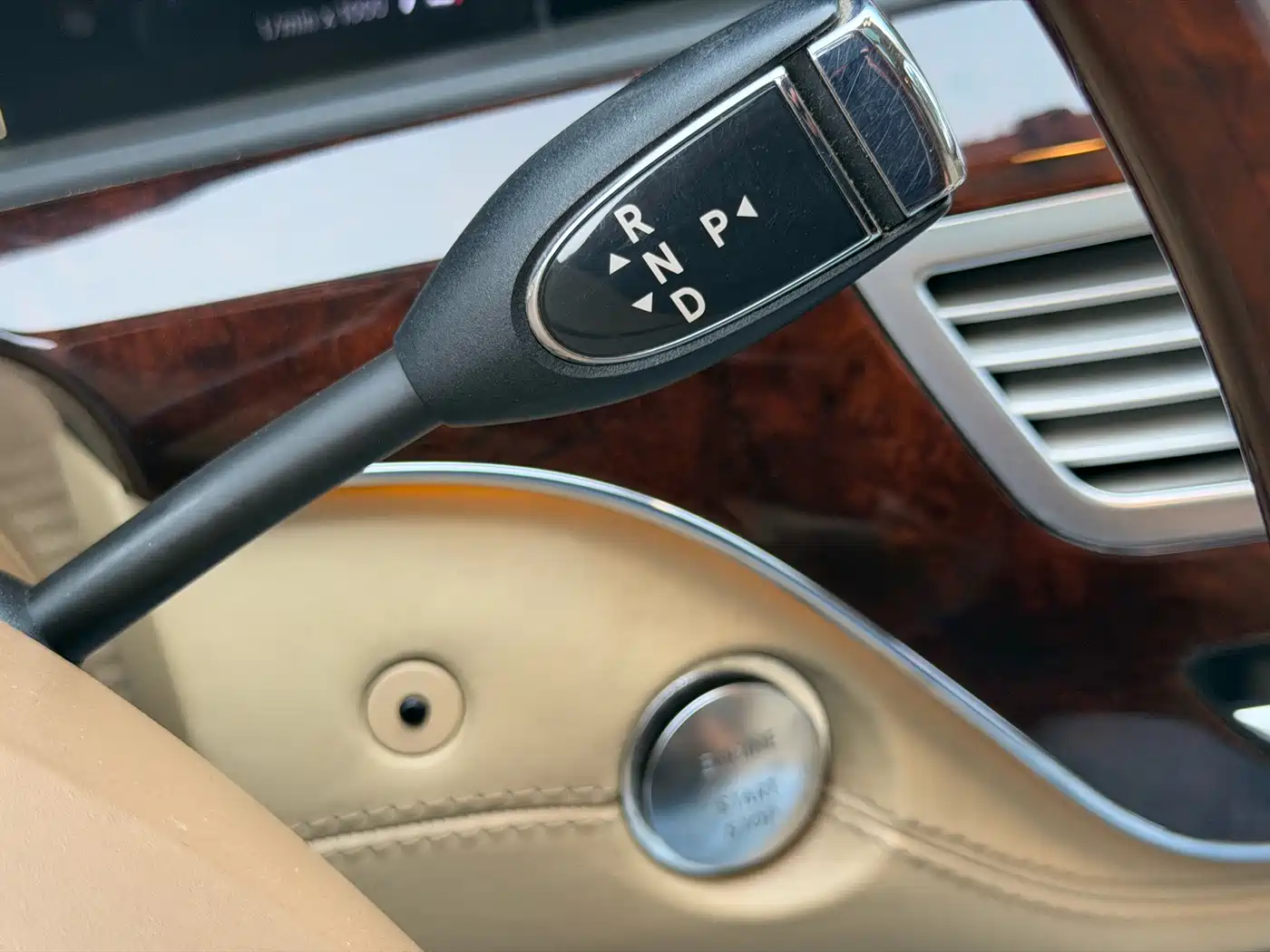 Mercedes-Benz S-Class 2010 S 600 L фото 19