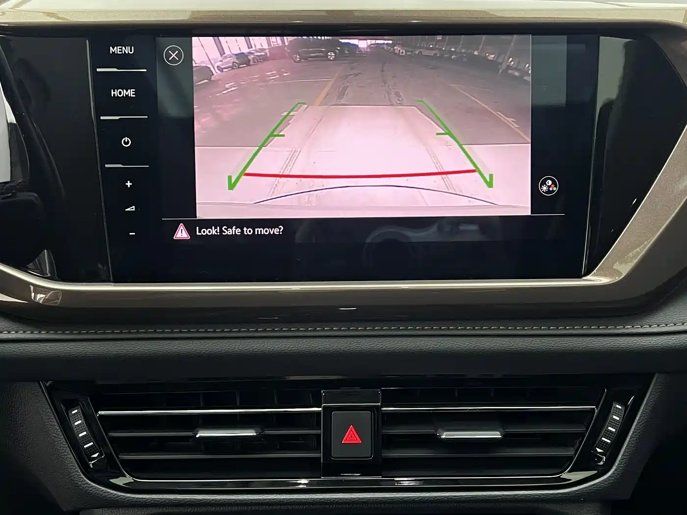 Volkswagen Tharu, миниатюра 17