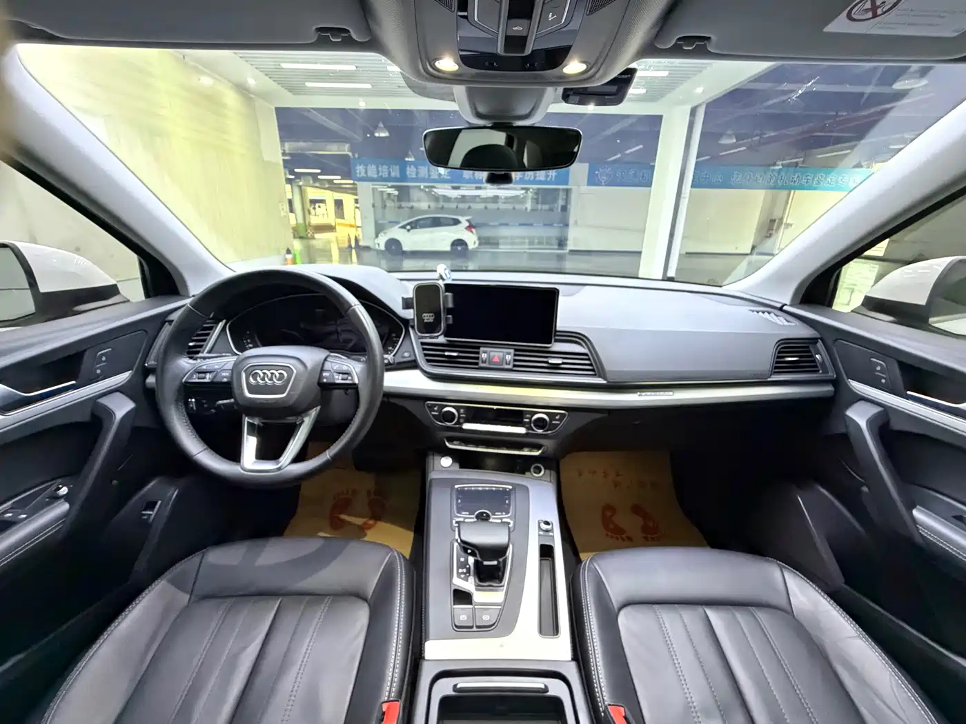 Audi Q5L 2020 40 TFSI Prestige Fashion фото 9