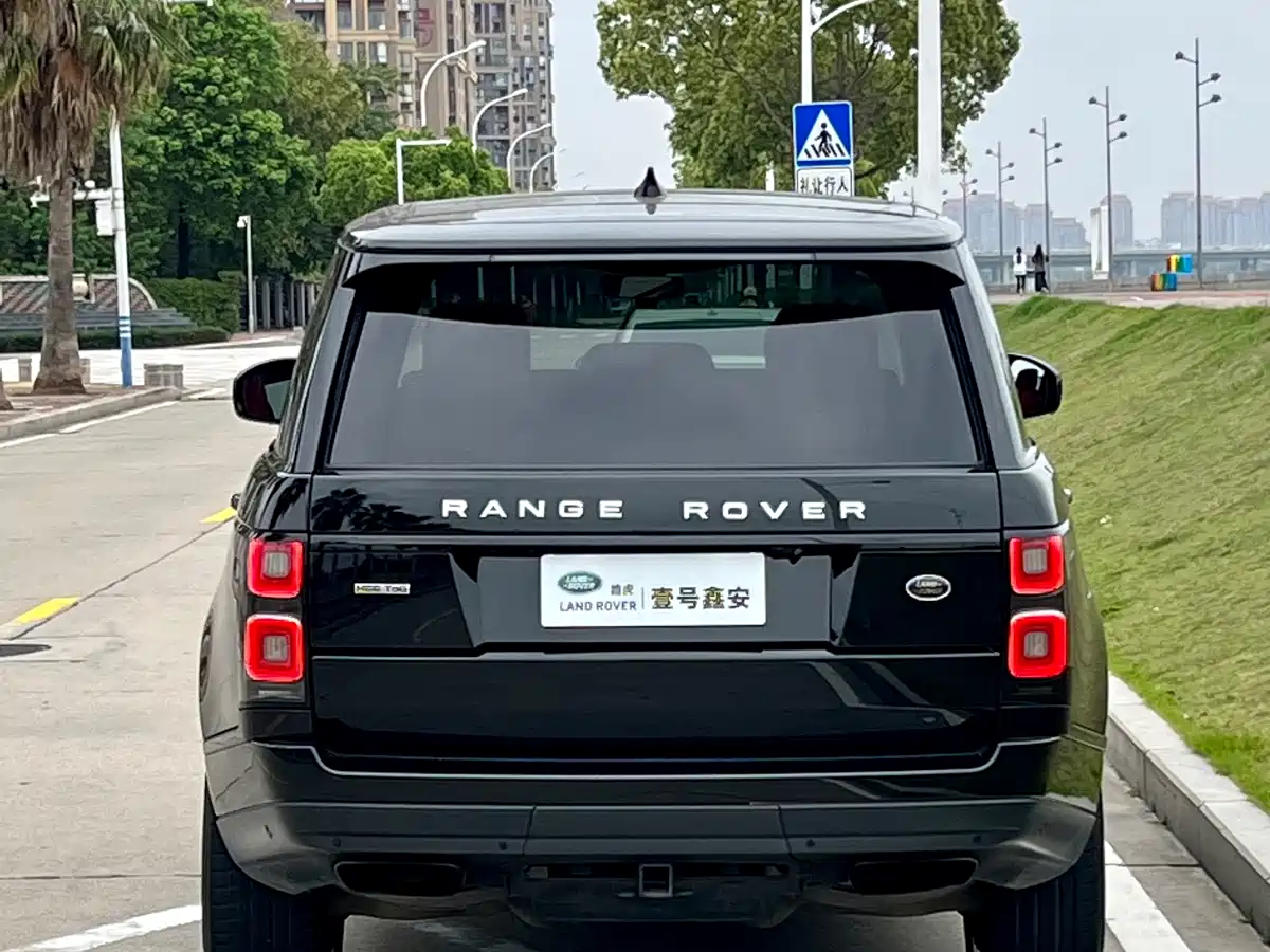 Land Rover Range Rover фото 4