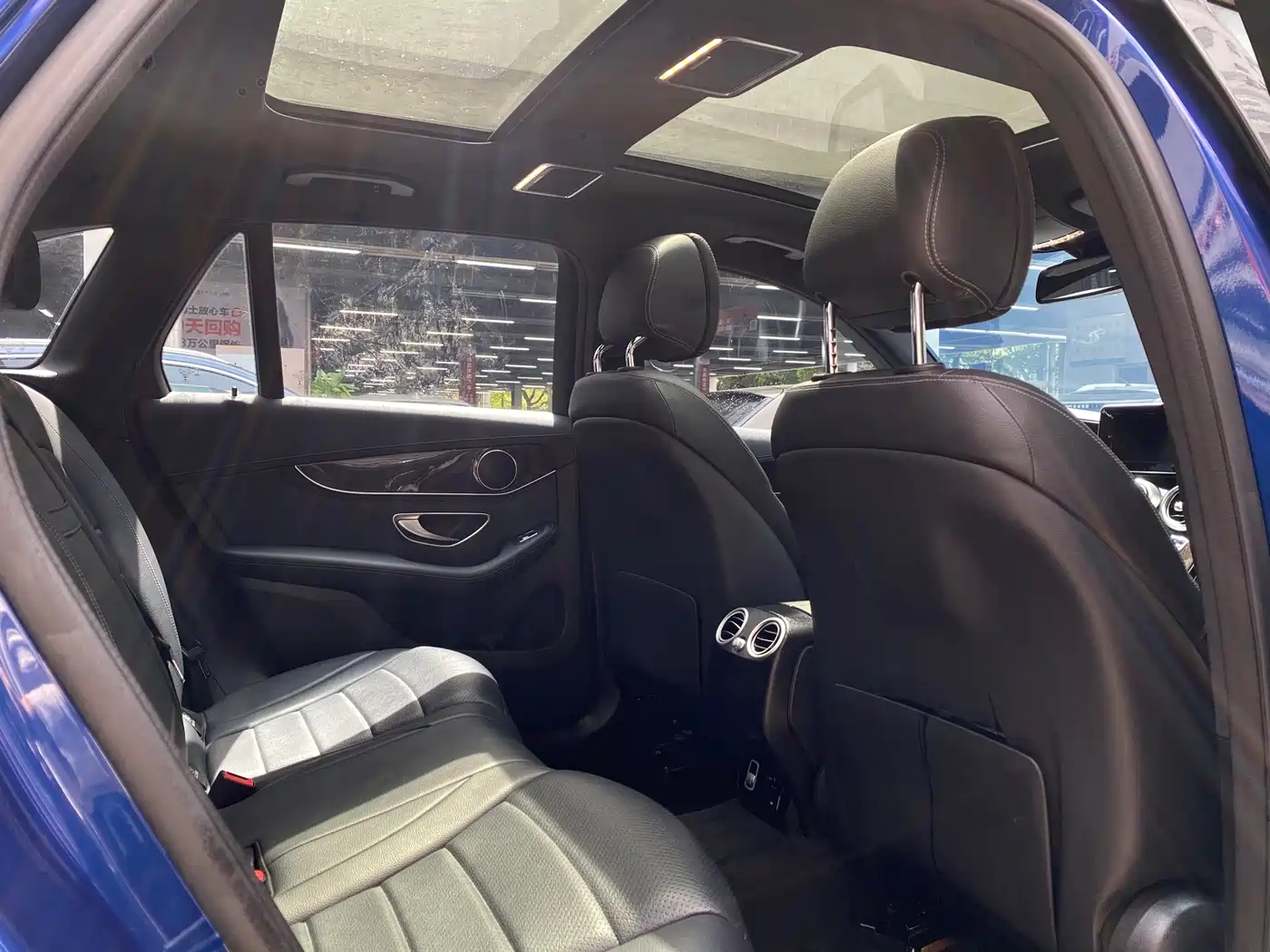 Mercedes-Benz GLC 2019 GLC 260 4MATIC Dynamic фото 19
