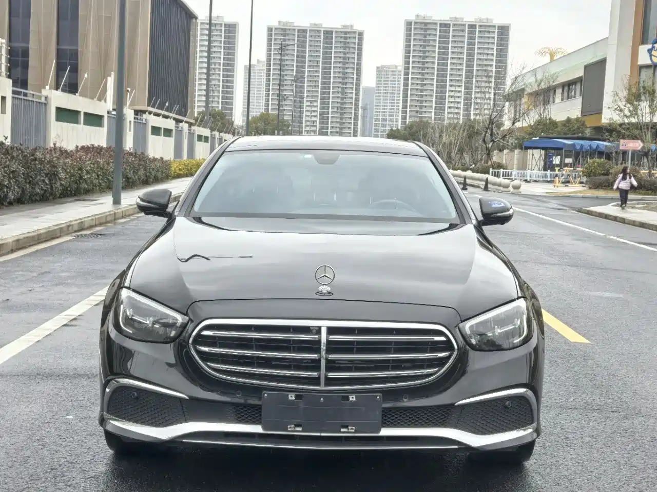  E CLASS
