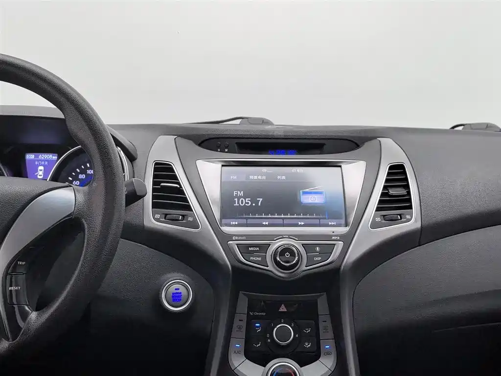 Hyundai Langdong 2016 1.6L Manual Premium Edition фото 12