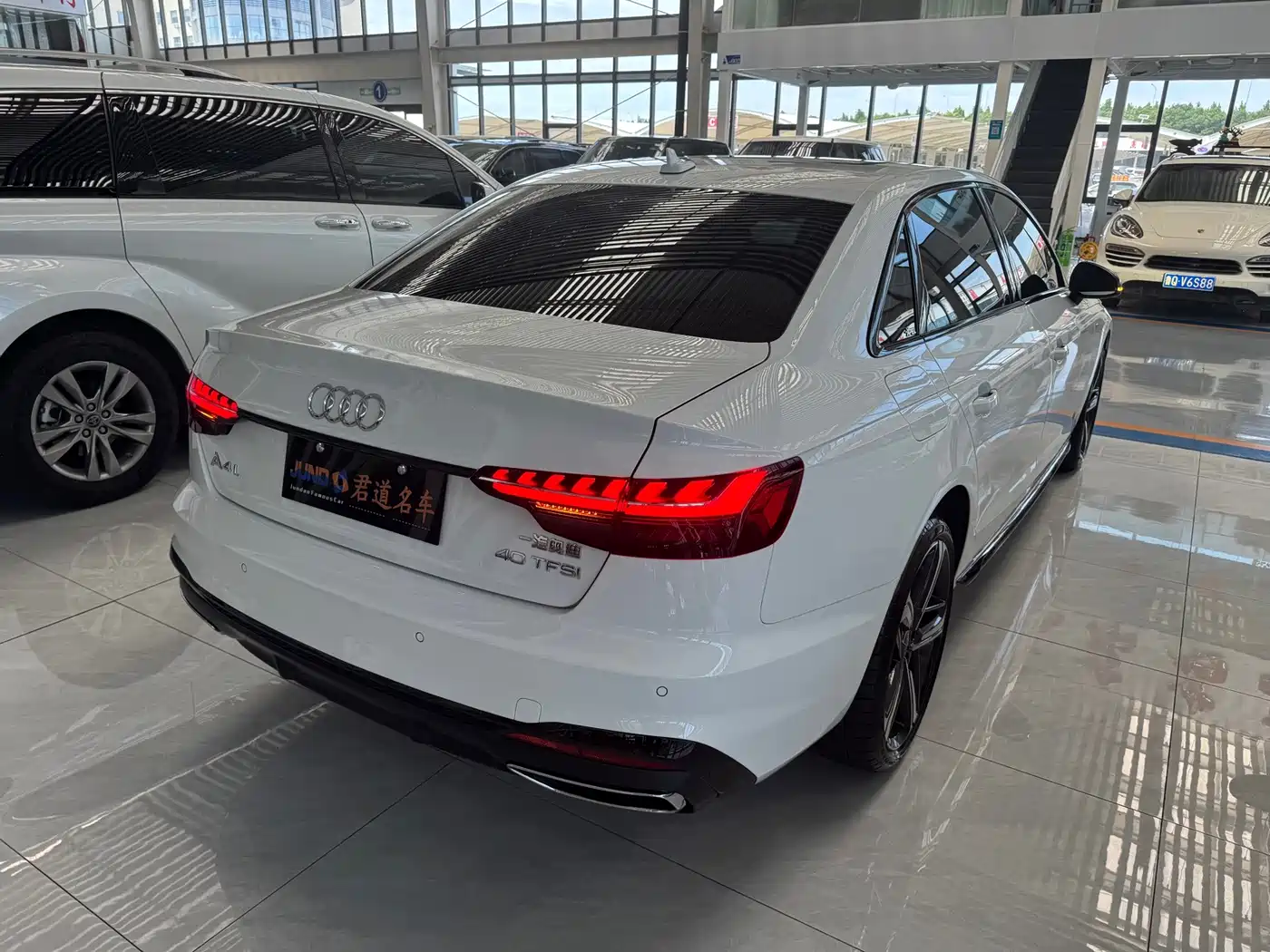 Audi A4L 2025 2025 2 Million Celebration Edition 40 TFSI Luxury Dynamic