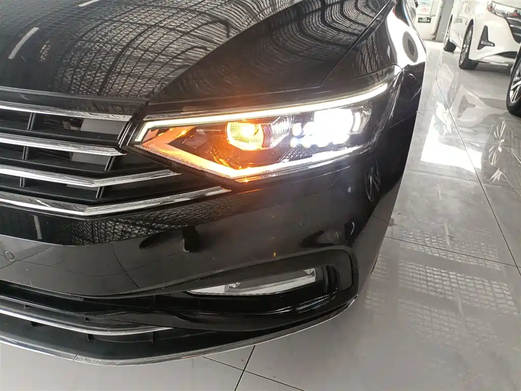 Volkswagen Magotan 2020 280TSI DSG Comfort фото 18