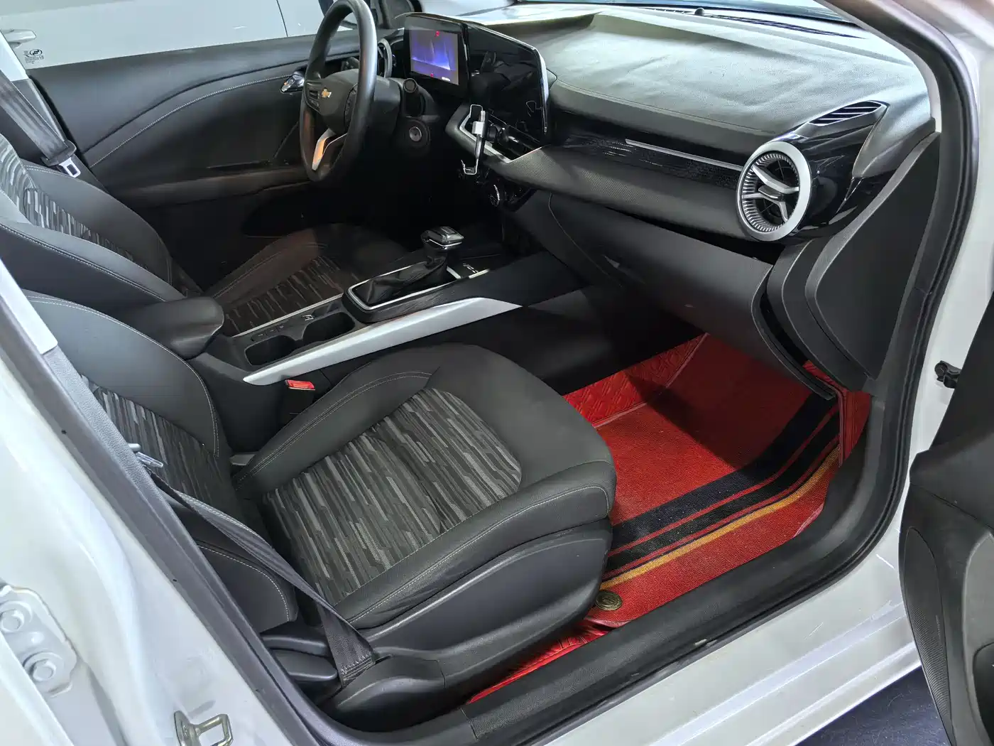 Chevrolet Monza 2023 1.5L DCT Enjoyment Edition фото 12