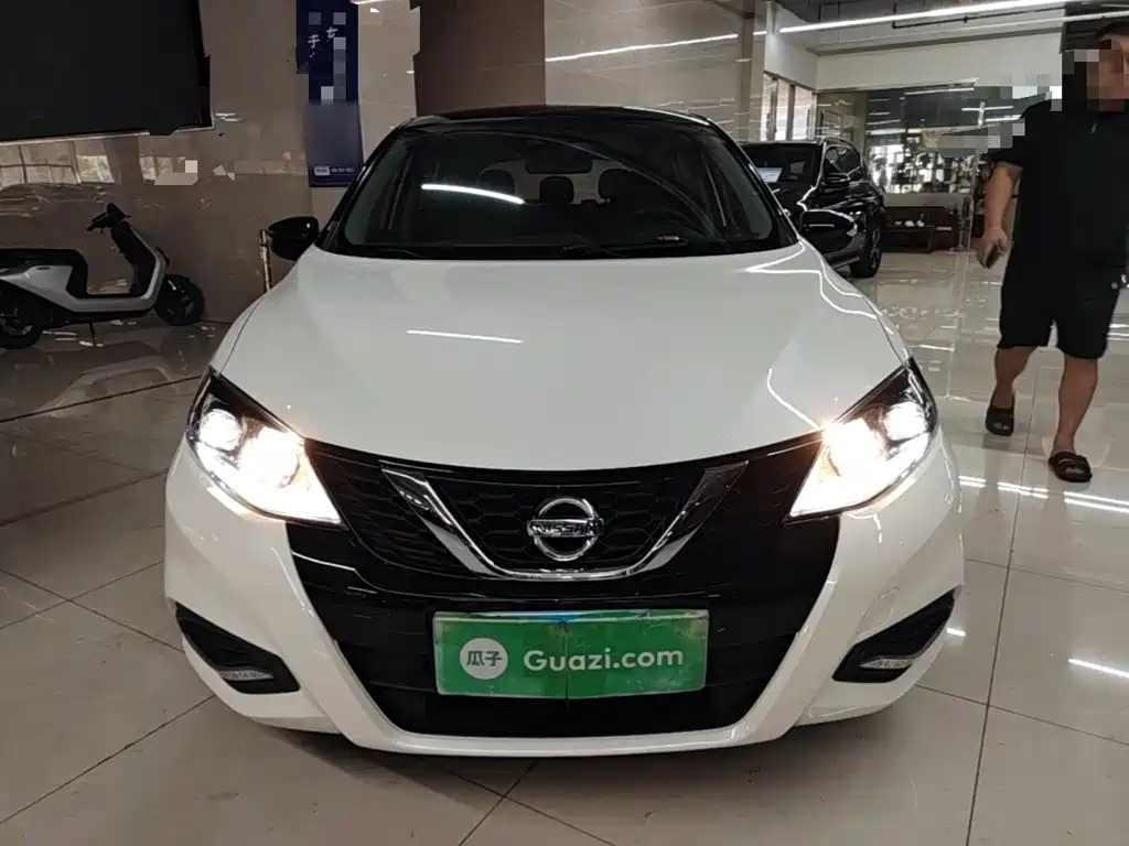 Nissan Tiida, миниатюра 3